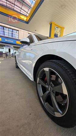 اودي A4